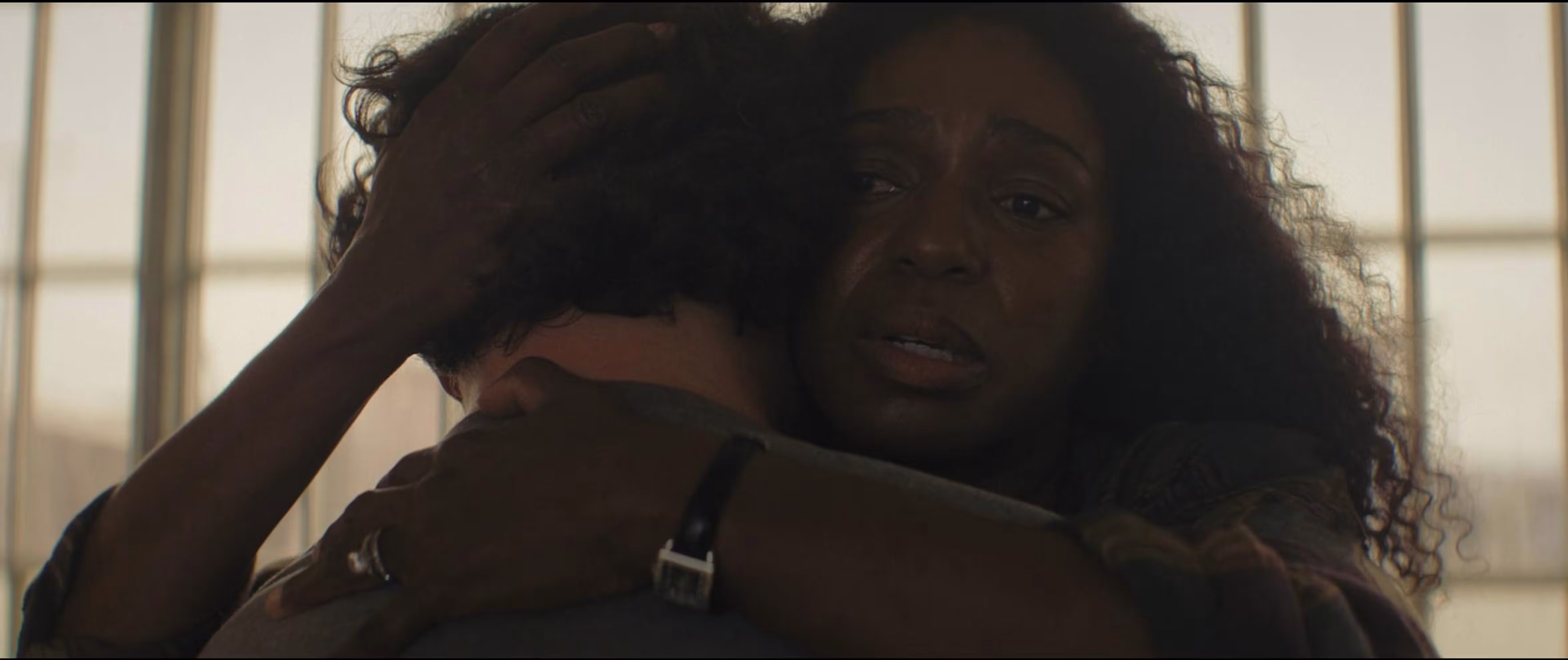 Enuka Okuma wearing Unidentified watch in Paradise