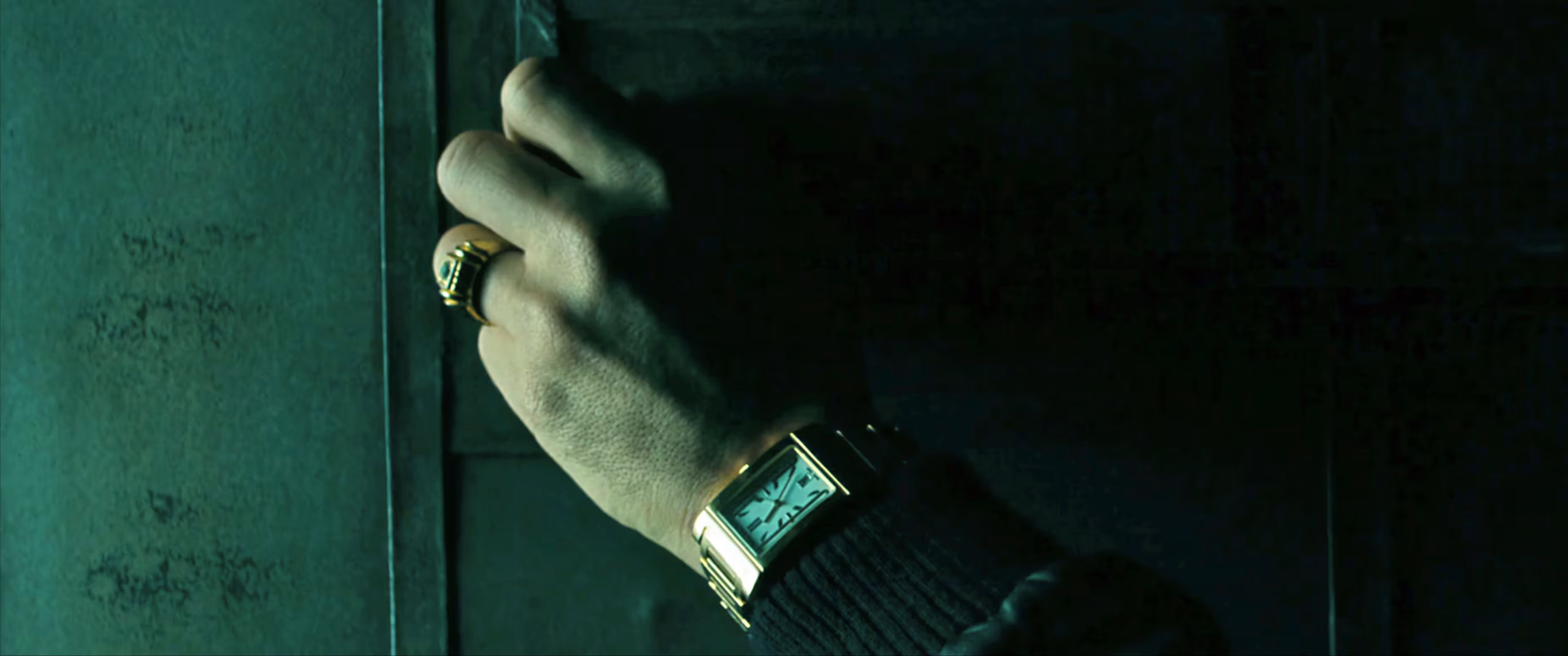 Zoran Radanovich wearing Bulgari Rettangolo RT 45 G in Transformers: Dark of the Moon