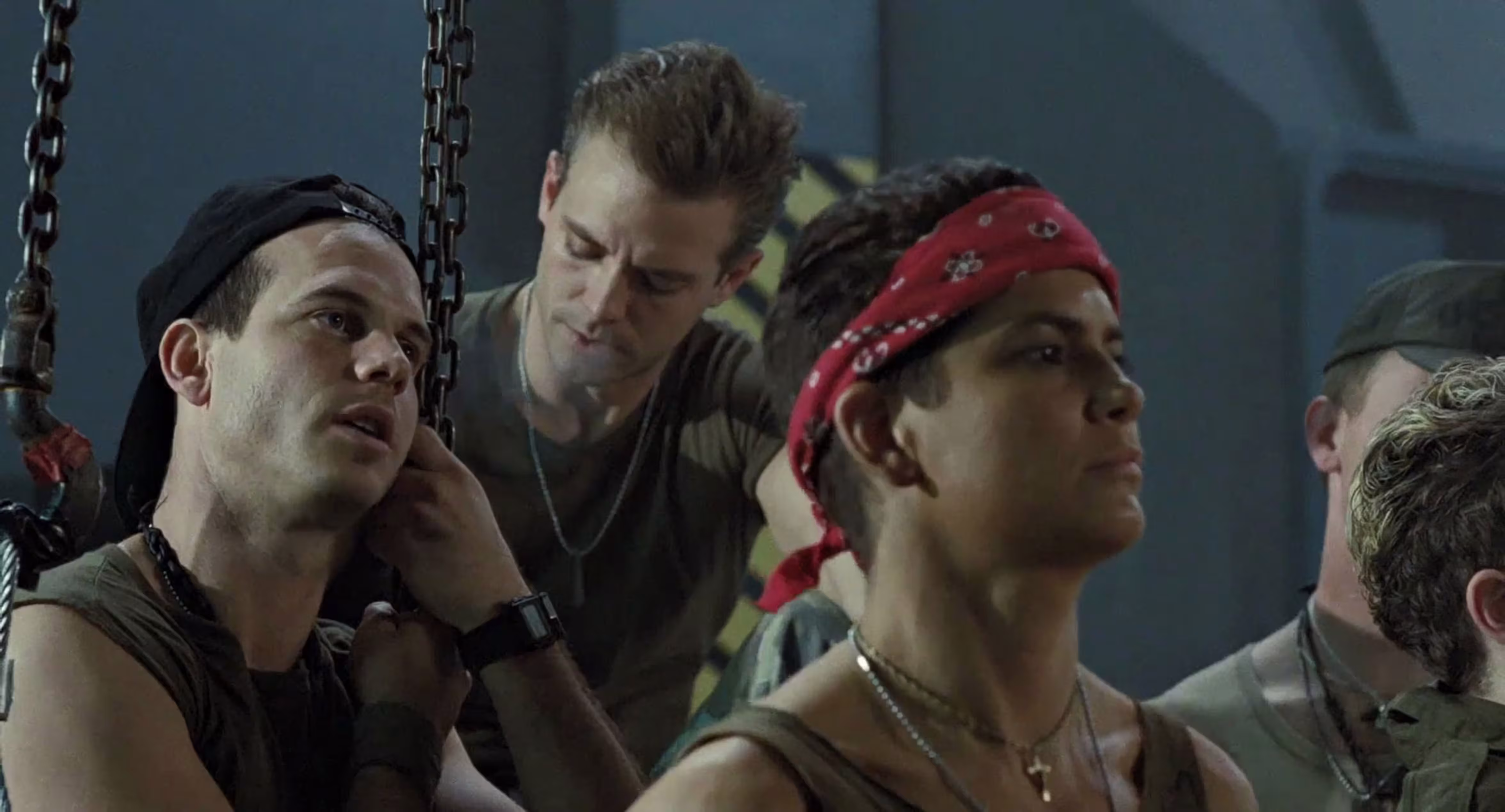 Bill Paxton wearing Seiko S234 Pulsemeter in Aliens