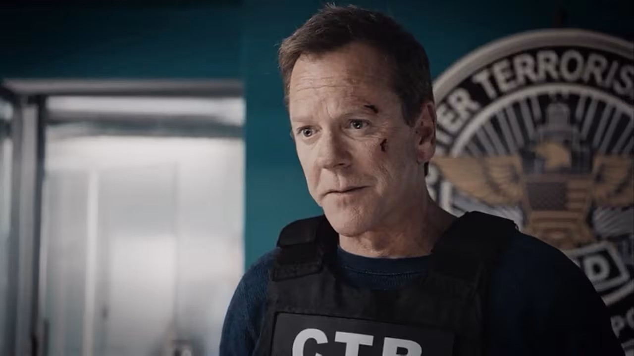 Kiefer Sutherland wearing Luminox in The Fugitive