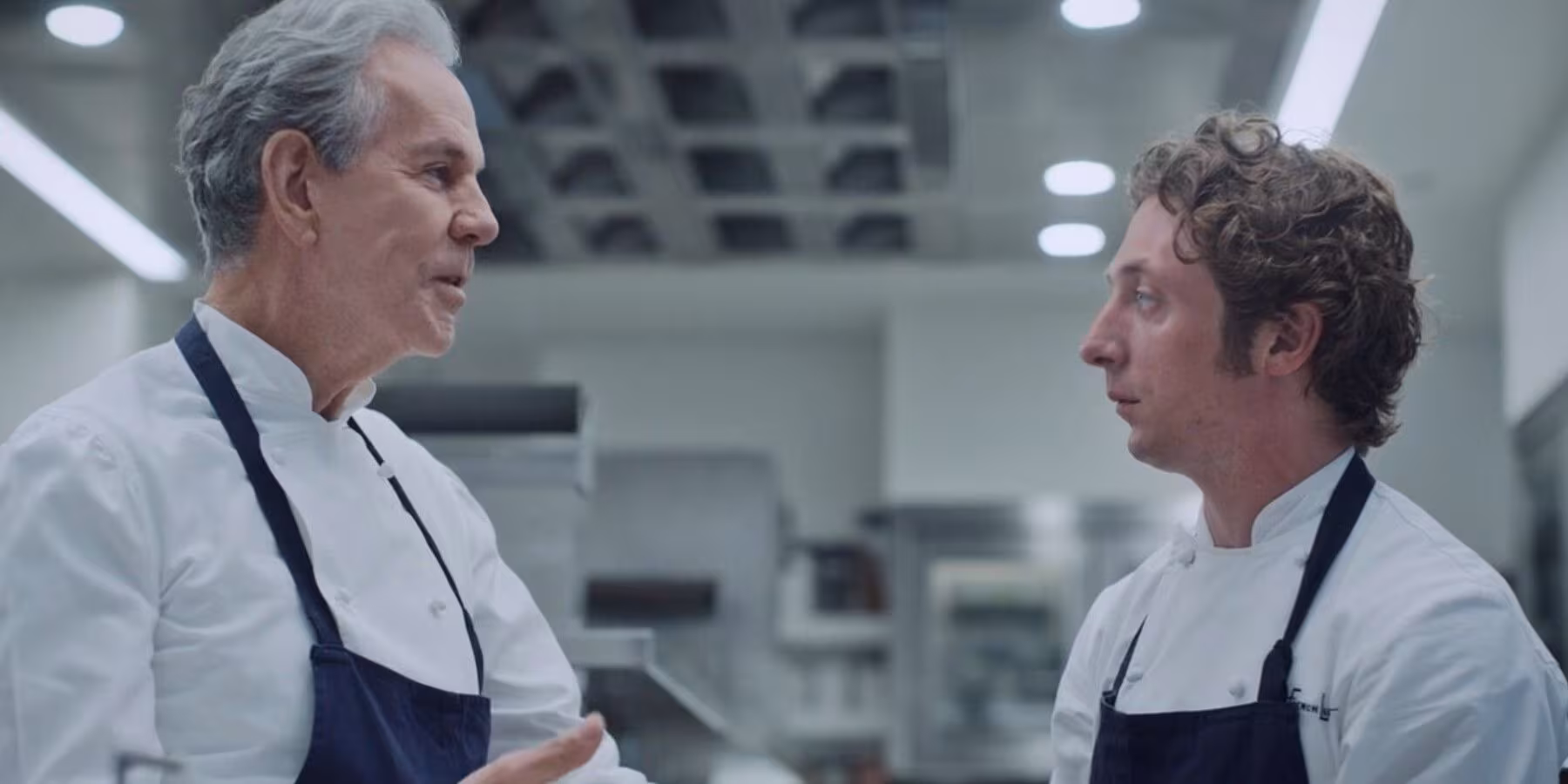 Thomas Keller wearing Rolex Cosmograph Daytona in The Bear