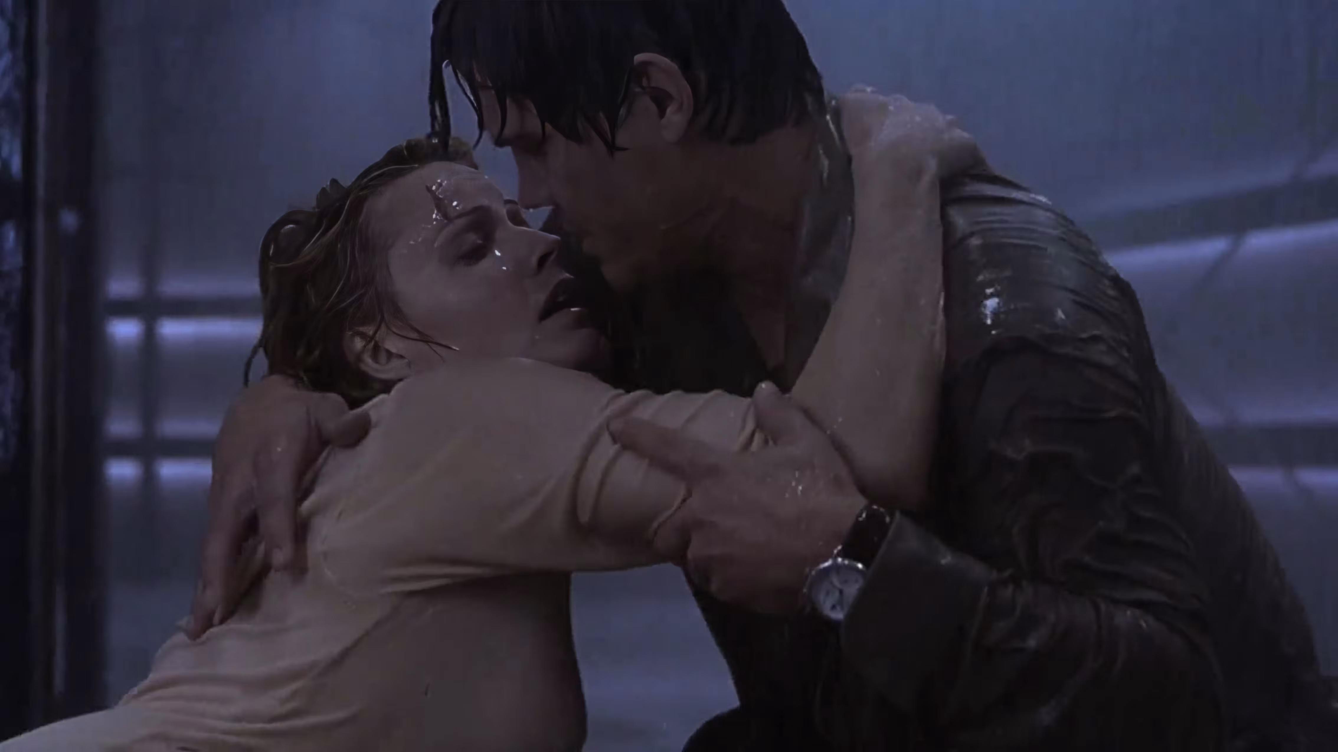 Josh Brolin wearing Unidentified watch in Hollow Man