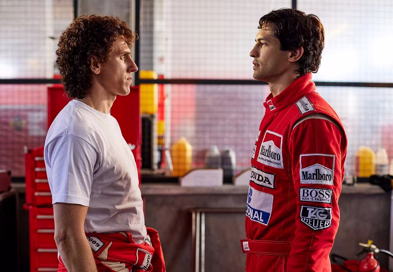 Gabriel Leone wearing TAG Heuer Series 6000 in Senna