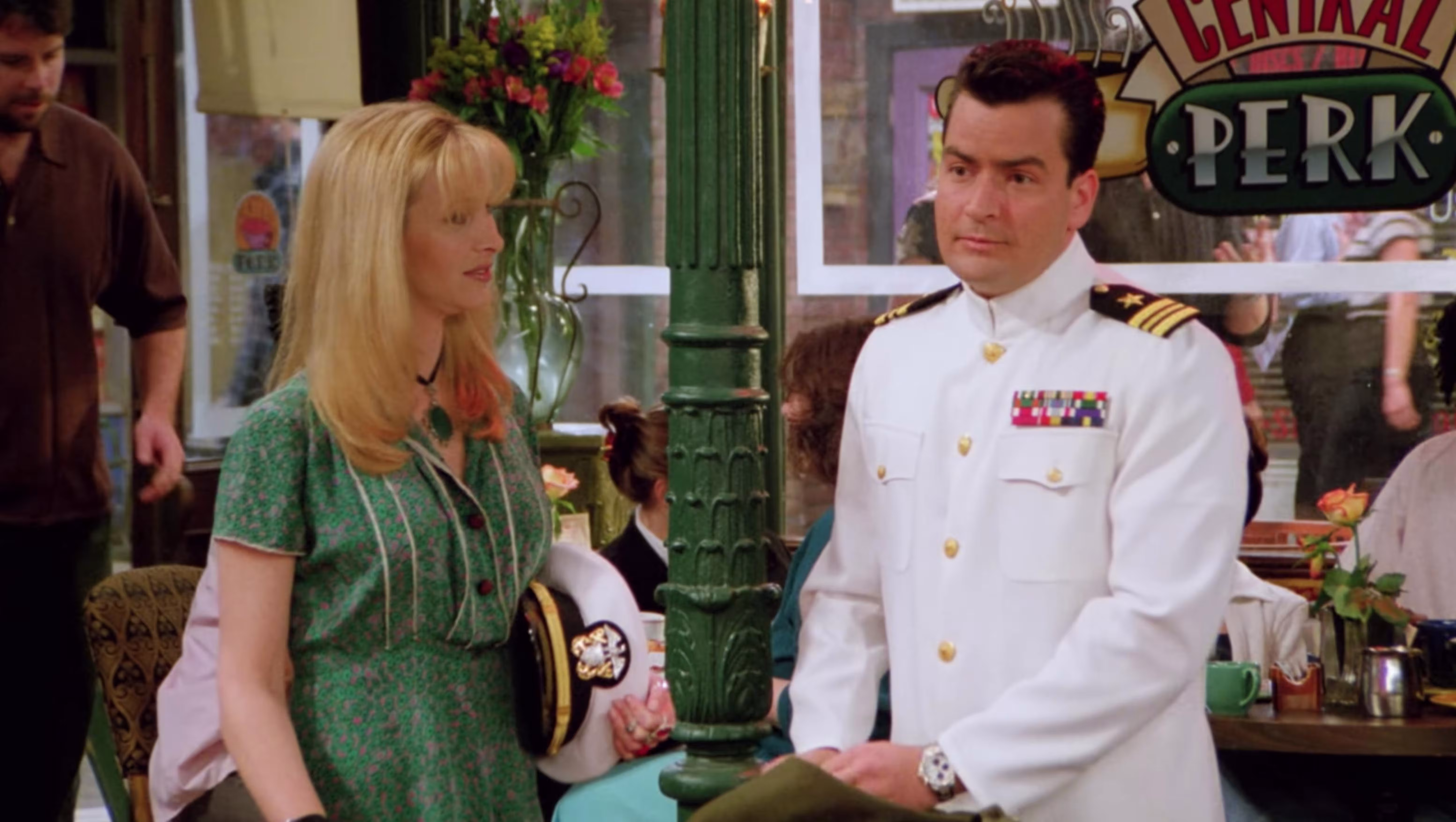 Charlie Sheen wearing Unidentified watch in Friends